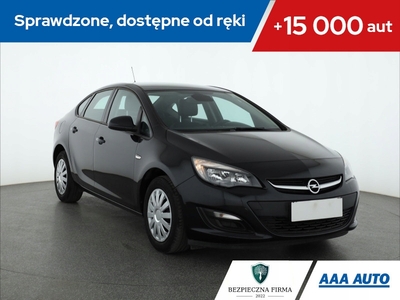 Opel Astra J Sedan 1.6 Twinport ECOTEC 115KM 2016