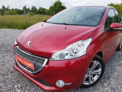 Peugeot 208 I Hatchback 3d 1.2 VTI 82KM 2013