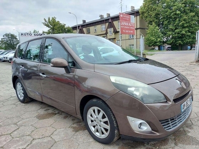 Renault Scenic III Van 1.9 dCi FAP 130KM 2011