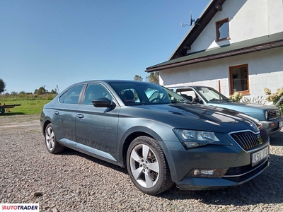 Skoda Superb 1.6 diesel 120 KM 2016r. (stryszawa)