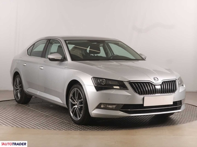 Skoda Superb 1.8 177 KM 2017r. (Piaseczno)