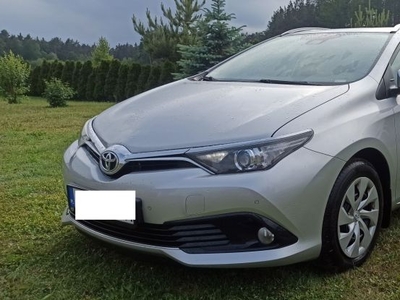 Toyota Auris kombi