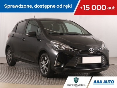 Toyota Yaris III Hatchback 5d Facelifting 2017 1.5 Dual VVT-iE 111KM 2019