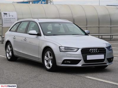 Audi A4 2.0 174 KM 2014r. (Piaseczno)