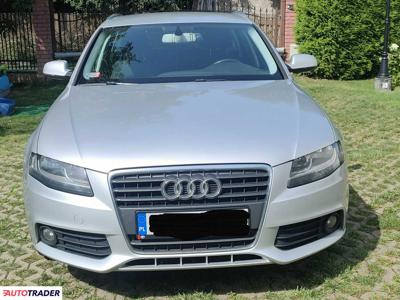 Audi A4 2.0 diesel 113 KM 2010r.