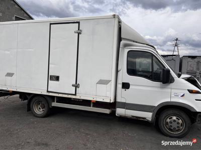 Iveco Daily 35c13 izoterma uszkodzony