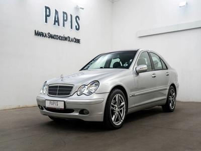 Mercedes Klasa C W203 Sedan W203 2.1 (C 200 CDI) 116KM 2003