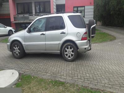 Mercedes Klasa M W163 Terenowy 4.3 V8 (430) 272KM 1999