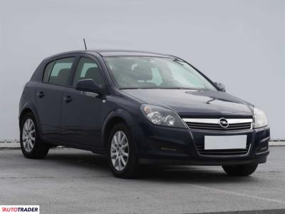 Opel Astra 1.6 113 KM 2012r. (Piaseczno)