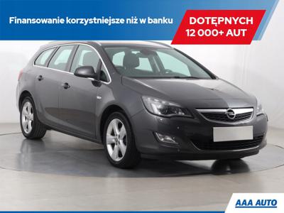 Opel Astra J Sports Tourer 1.4 Turbo ECOTEC 140KM 2010