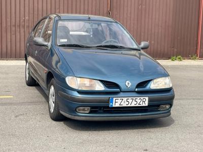 Renault Megane I Hatchback 1.6 i 90KM 1996