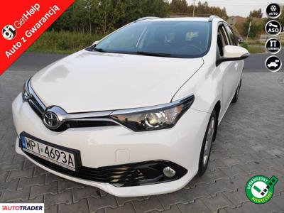 Toyota Auris 1.6 benzyna 132 KM 2015r. (Stare Budy)