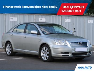 Toyota Avensis II Hatchback 2.0 VVT-i 147KM 2003