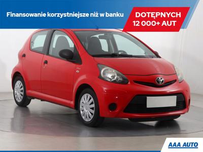 Toyota Aygo I Hatchback 5d Facelifting 1.0 VVT-i 68KM 2012