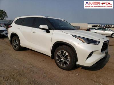 Toyota Highlander III 2021