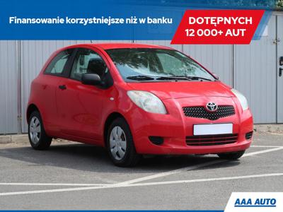 Toyota Yaris II Hatchback 5d 1.0 VVT-i 69KM 2006