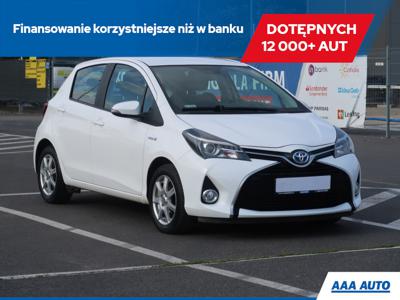 Toyota Yaris III Hatchback 5d Facelifting Hybrid 100KM 2014