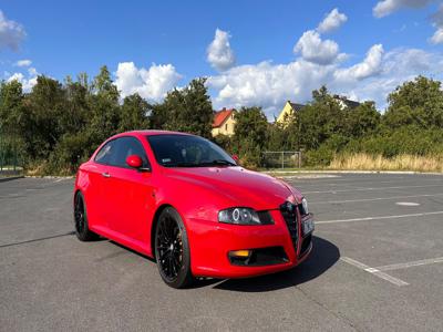 Używane Alfa Romeo GT - 16 000 PLN, 250 000 km, 2004