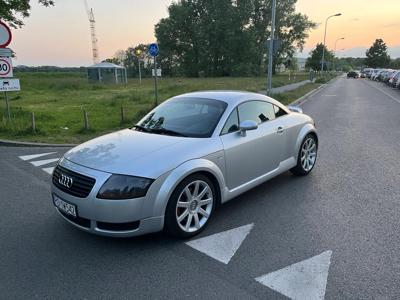Używane Audi TT - 19 000 PLN, 282 000 km, 1999