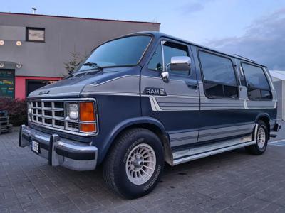 Używane Dodge RAM - 54 000 PLN, 37 000 km, 1989