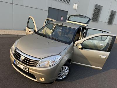 Używane Dacia Sandero - 11 999 PLN, 160 000 km, 2009