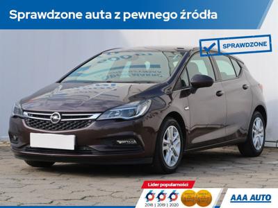 Używane Opel Astra - 45 000 PLN, 104 951 km, 2016