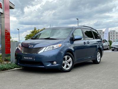 Używane Toyota Sienna - 99 600 PLN, 114 770 km, 2016