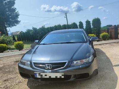 Używane Honda Accord - 11 000 PLN, 400 000 km, 2004