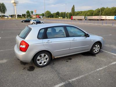 Używane Kia Cerato - 4 300 PLN, 260 756 km, 2005