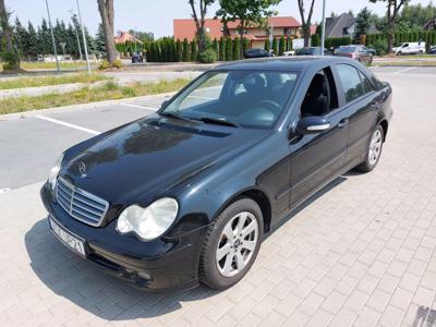 Używane Mercedes-Benz Klasa C - 16 900 PLN, 270 000 km, 2006