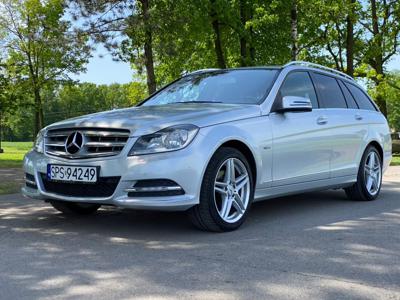 Używane Mercedes-Benz Klasa C - 48 900 PLN, 240 000 km, 2011