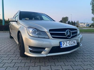 Używane Mercedes-Benz Klasa C - 49 500 PLN, 295 620 km, 2011