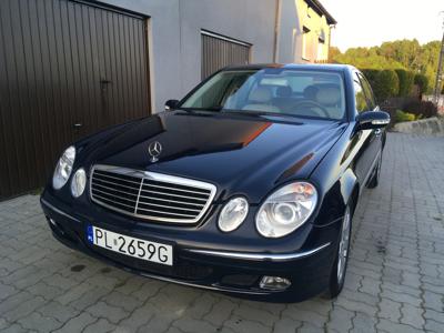 Używane Mercedes-Benz Klasa E - 23 500 PLN, 170 612 km, 2002