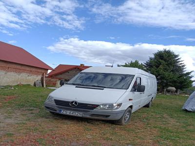 Używane Mercedes-Benz Sprinter - 16 000 PLN, 301 558 km, 2002