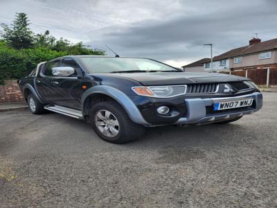 Używane Mitsubishi L200 - 27 000 PLN, 180 000 km, 2007