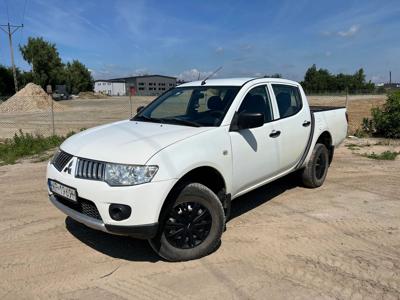 Używane Mitsubishi L200 - 40 000 PLN, 357 500 km, 2011