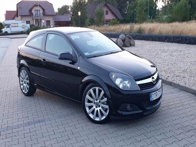 Używane Opel Astra - 14 900 PLN, 260 535 km, 2008