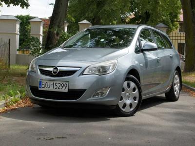 Używane Opel Astra - 17 900 PLN, 289 000 km, 2011