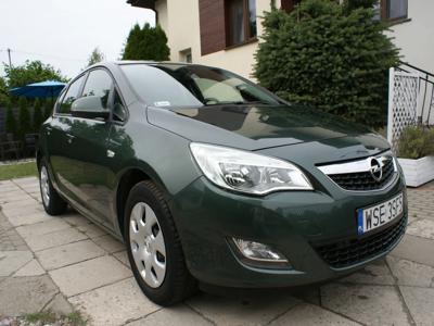 Używane Opel Astra - 25 900 PLN, 176 000 km, 2010