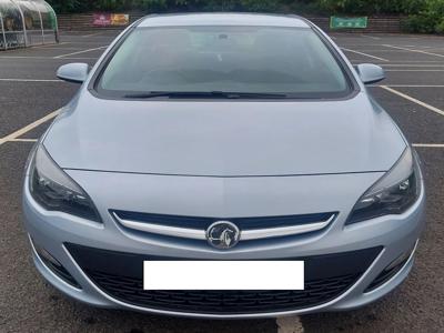 Używane Opel Astra - 22 900 PLN, 61 012 km, 2013