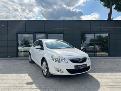 Używane Opel Astra - 26 900 PLN, 202 000 km, 2010