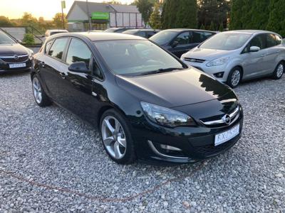 Używane Opel Astra - 26 900 PLN, 202 000 km, 2012