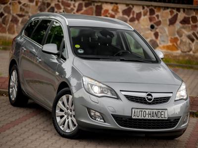 Używane Opel Astra - 26 900 PLN, 262 000 km, 2011