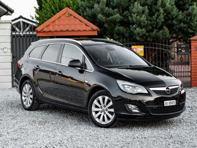 Używane Opel Astra - 27 900 PLN, 151 000 km, 2010