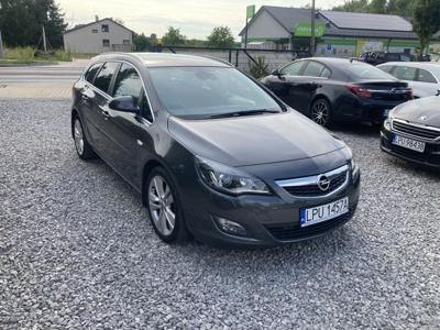 Używane Opel Astra - 27 900 PLN, 198 000 km, 2011