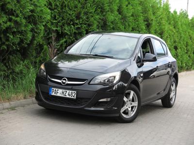 Używane Opel Astra - 27 990 PLN, 180 000 km, 2013