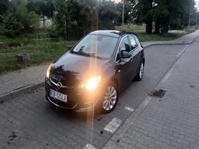 Używane Opel Astra - 33 500 PLN, 177 500 km, 2012