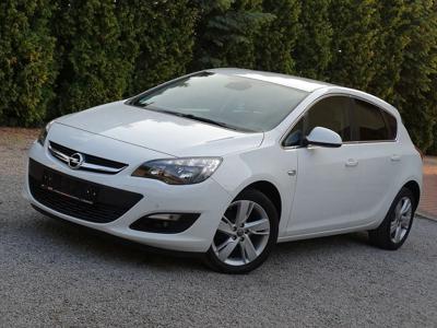 Używane Opel Astra - 37 900 PLN, 145 150 km, 2014