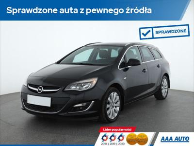 Używane Opel Astra - 38 700 PLN, 179 840 km, 2014