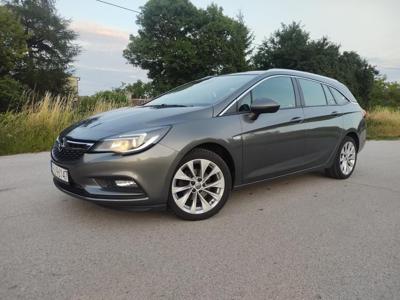 Używane Opel Astra - 42 900 PLN, 195 500 km, 2017